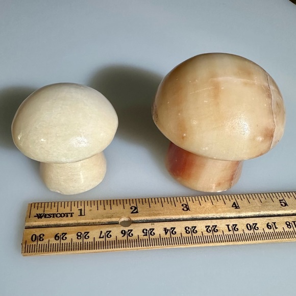 Vintage 1970’s Set of Two Marble Mushrooms - Picture 5 of 7